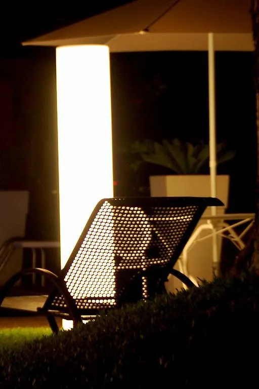 Terra E Stelle Luxury Suites Aci Sant'Antonio 3*,