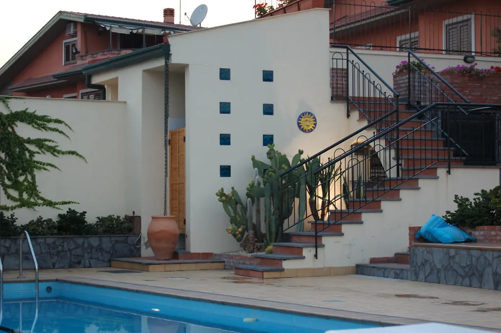 Terra E Stelle Luxury Suites Aci Sant'Antonio Italy
