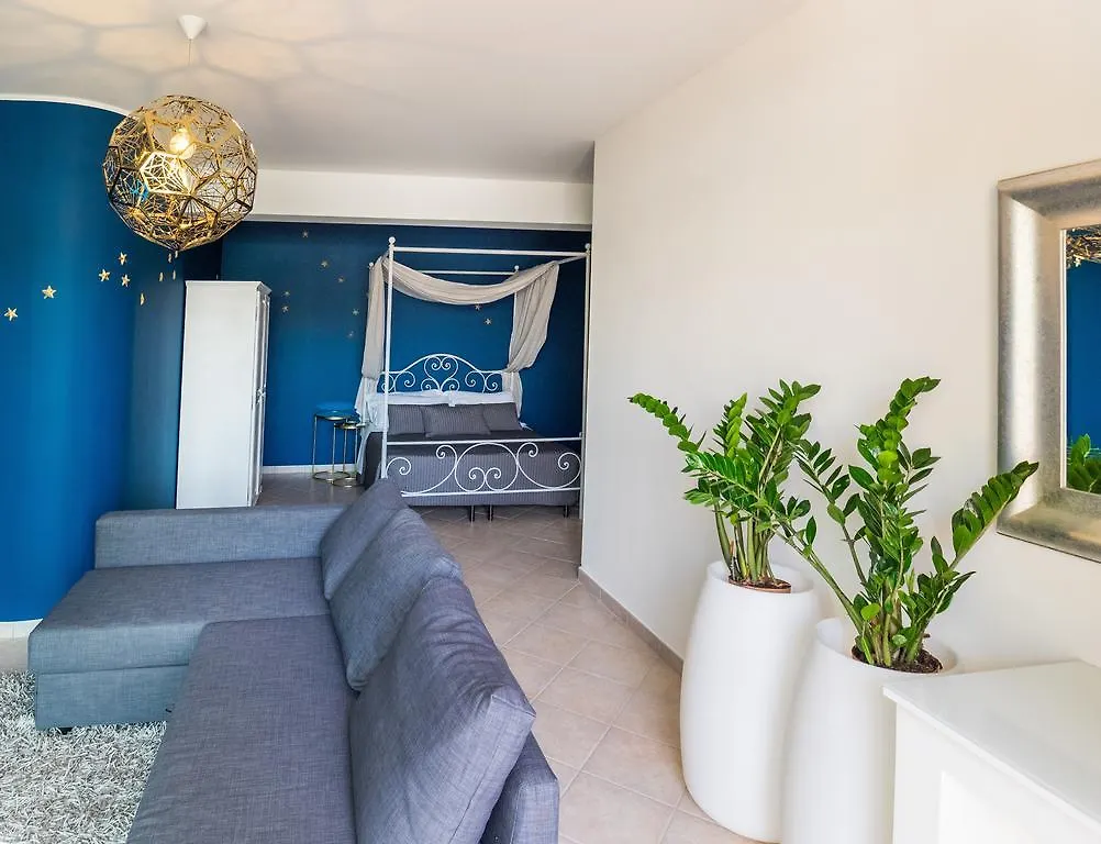 Terra E Stelle Luxury Suites Aci Sant'Antonio 3*,  Italy